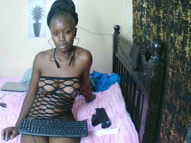 Xnyder live cam on BongaCams