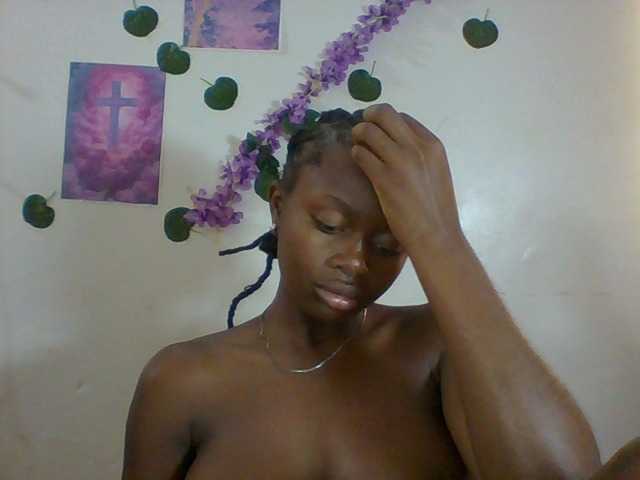 Xnyder live cam on BongaCams