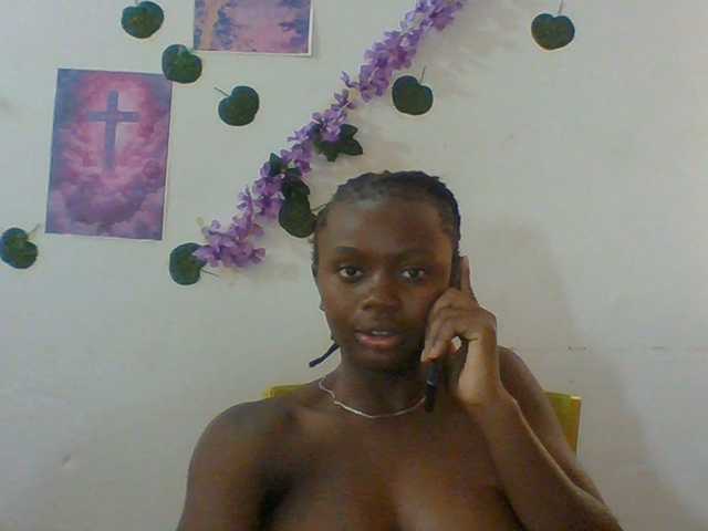 Xnyder live cam on BongaCams