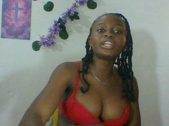 Xnyder live cam on BongaCams