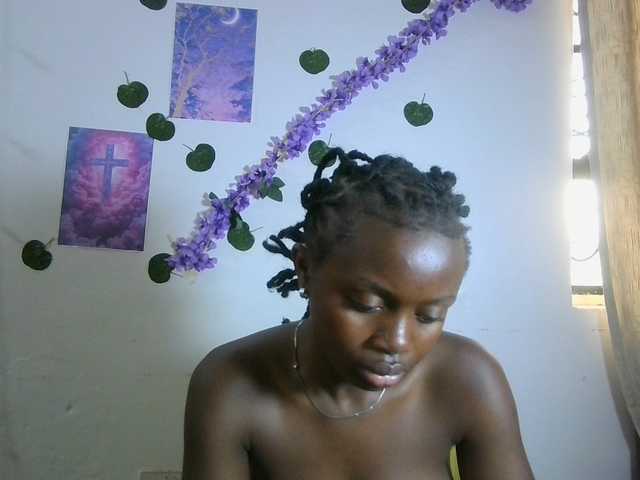 Xnyder live cam on BongaCams