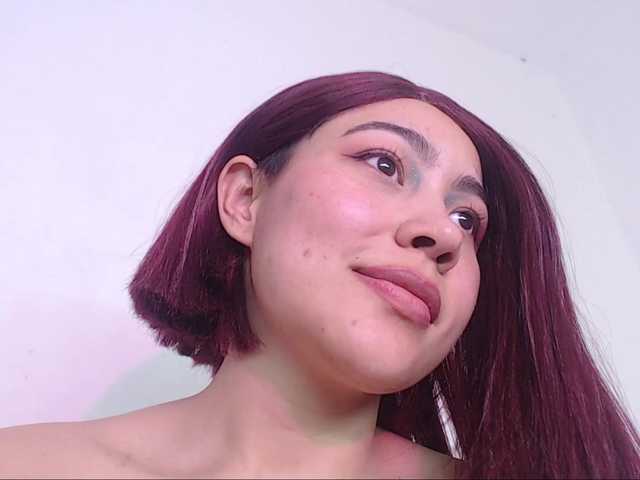 mila-and-sebas live cam on BongaCams