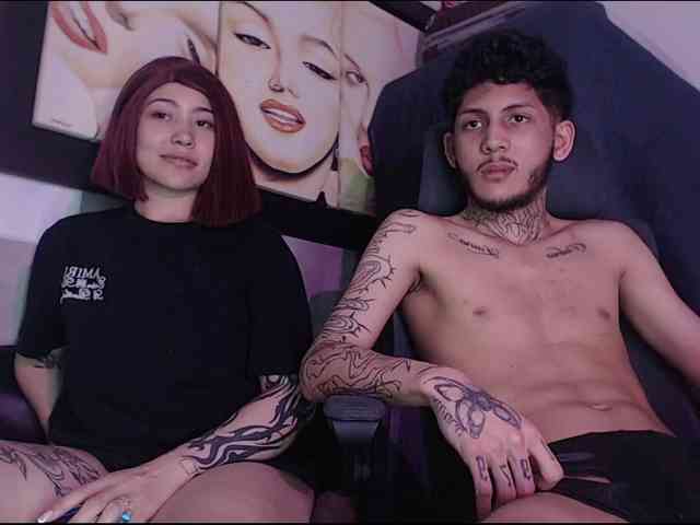 mila-and-sebas webcam