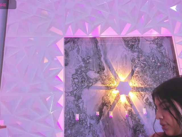 Sofia-Love7 live cam on BongaCams
