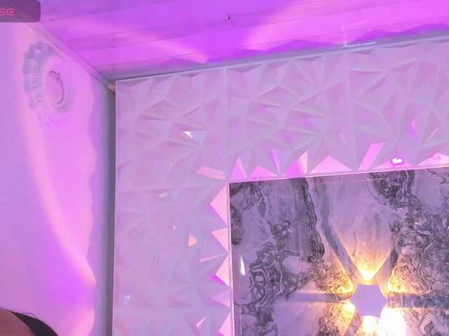 Sofia-Love7 live cam on BongaCams