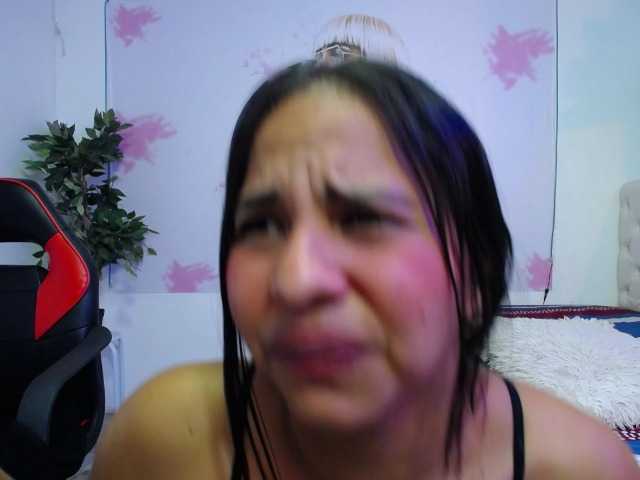 nicol-ross19 live cam on BongaCams