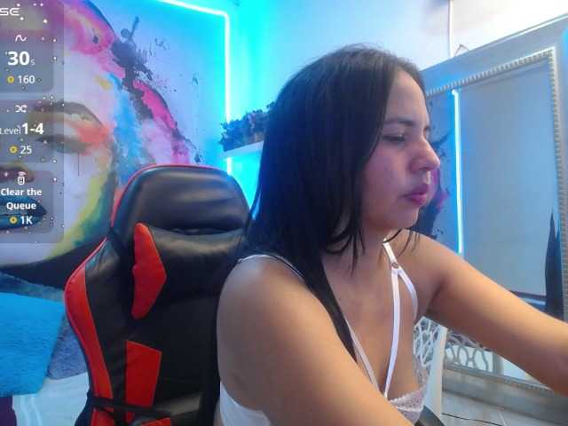 nicol-ross19