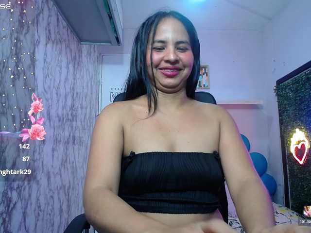nicol-ross19 webcam bongacams model stream image