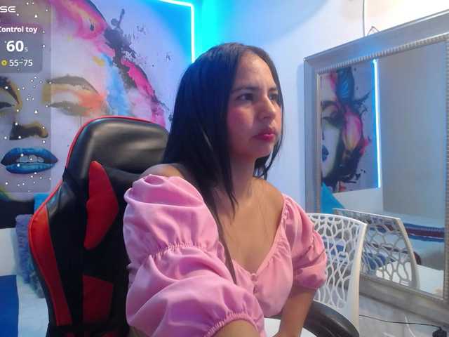 nicol-ross19 live cam on BongaCams