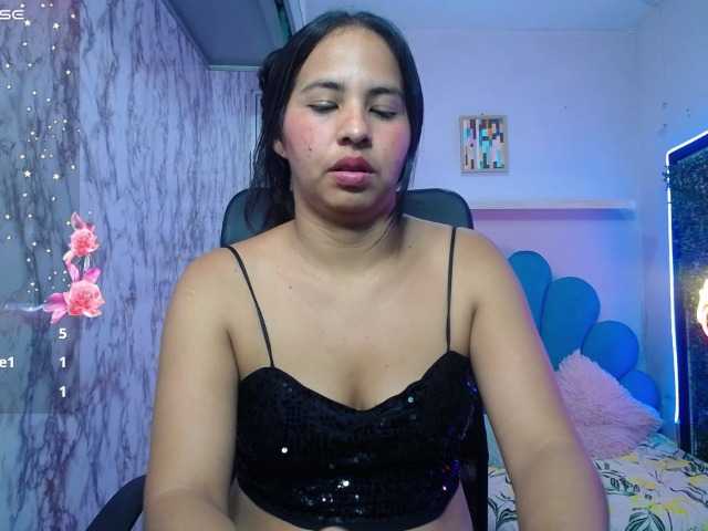 nicol-ross19 live cam on BongaCams