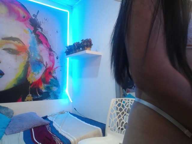 nicol-ross19 live webcam show