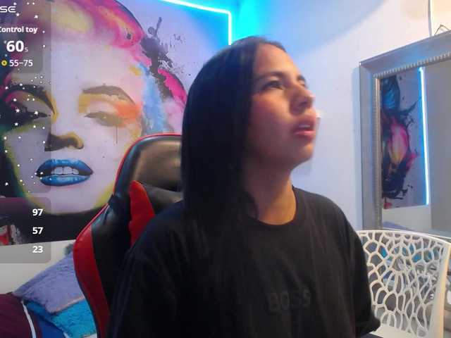 nicol-ross19 live cam on BongaCams