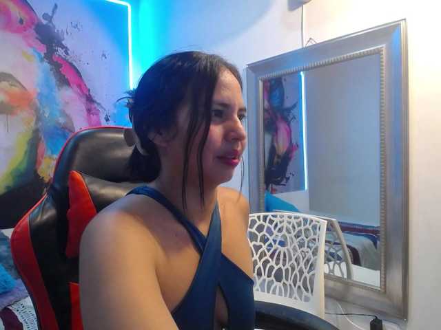 nicol-ross19 live cam on BongaCams