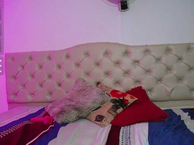 nicol-ross19 live webcam show