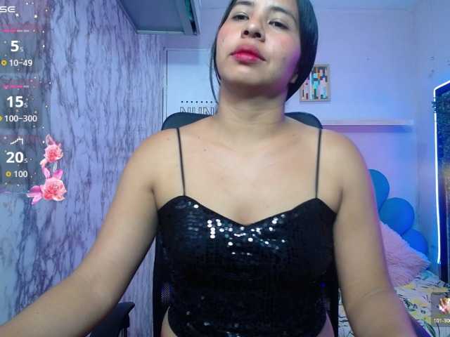 nicol-ross19 live cam on BongaCams