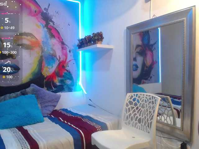 nicol-ross19 live cam on BongaCams