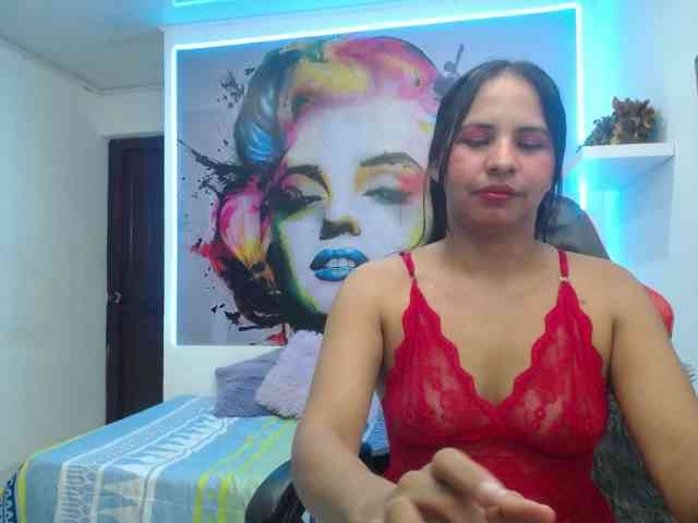 nicol-ross19 webcam