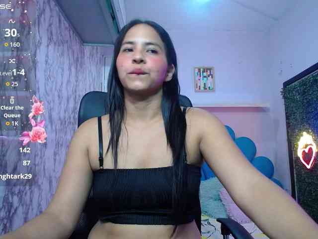 nicol-ross19 webcam