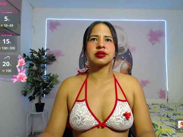 nicol-ross19 webcam