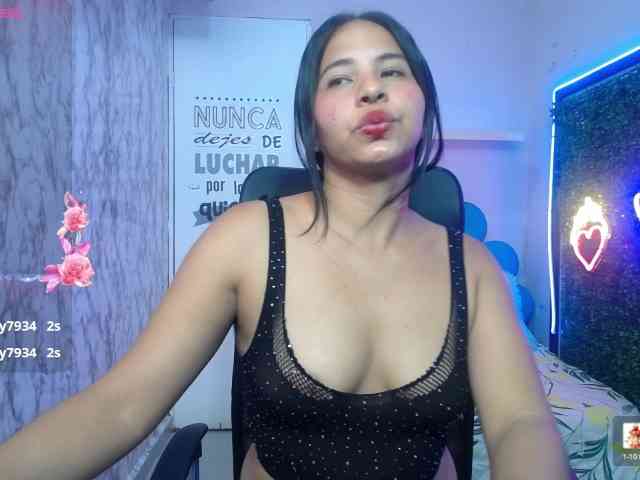 nicol-ross19 webcam