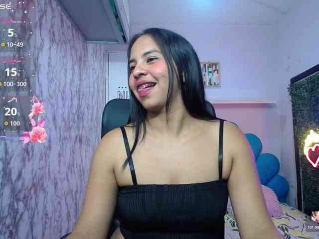 nicol-ross19 webcam