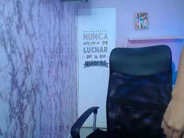 nicol-ross19