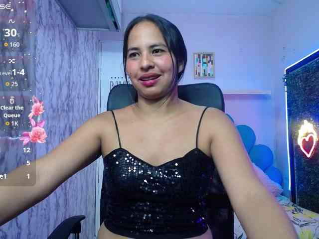 nicol-ross19 webcam