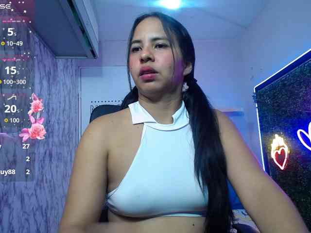 nicol-ross19 webcam