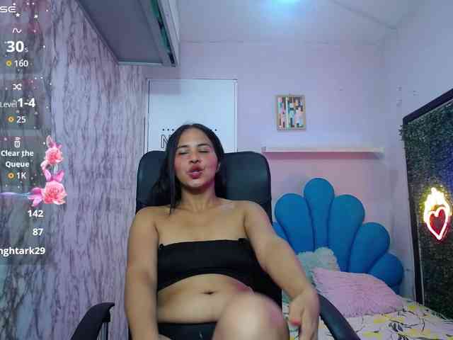 nicol-ross19 webcam
