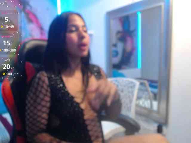 nicol-ross19 webcam
