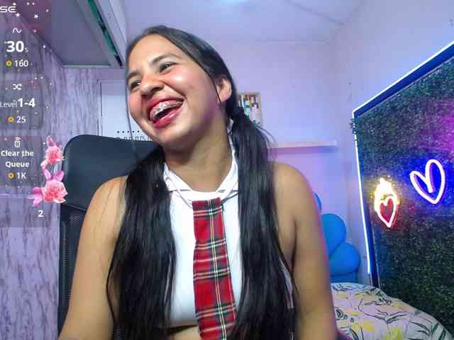 nicol-ross19 webcam