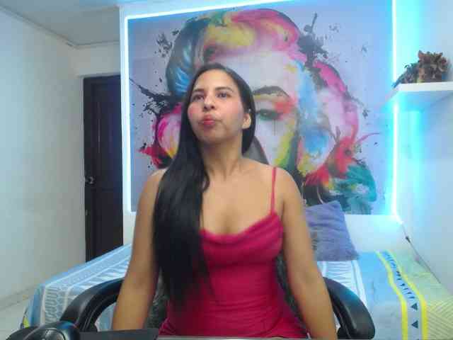 nicol-ross19 webcam