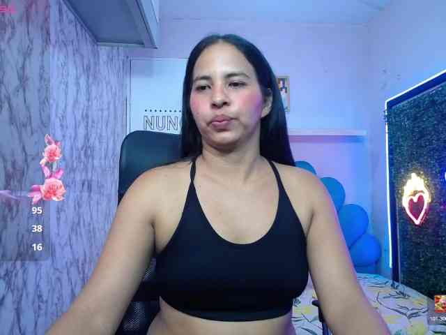 nicol-ross19