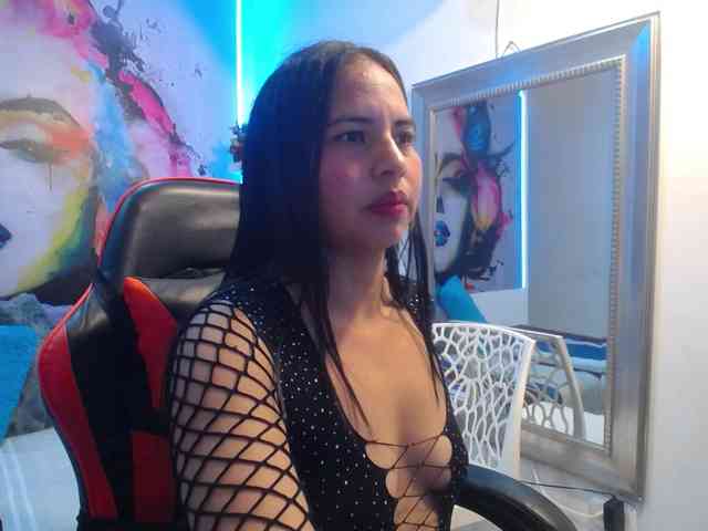 nicol-ross19 webcam
