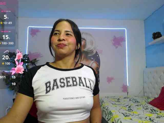 nicol-ross19 webcam