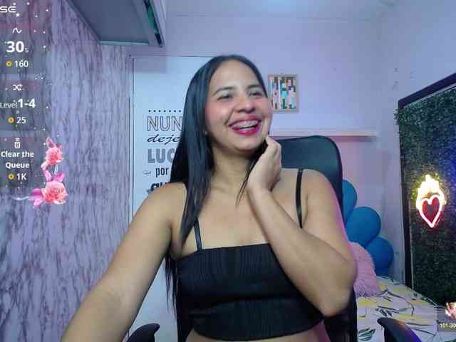 nicol-ross19 webcam