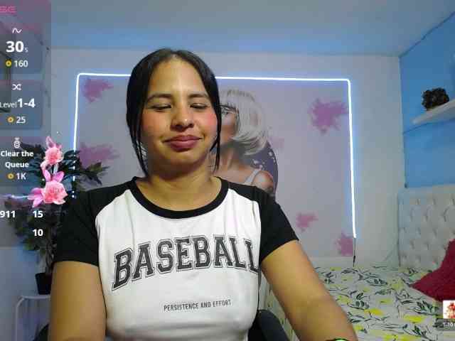 nicol-ross19 webcam
