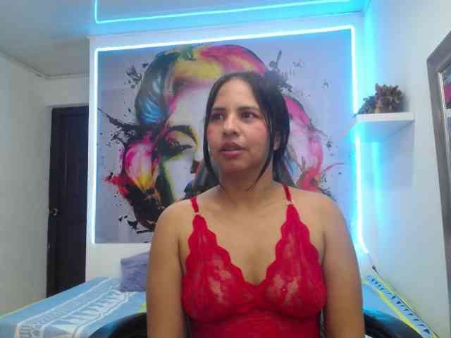 nicol-ross19 webcam
