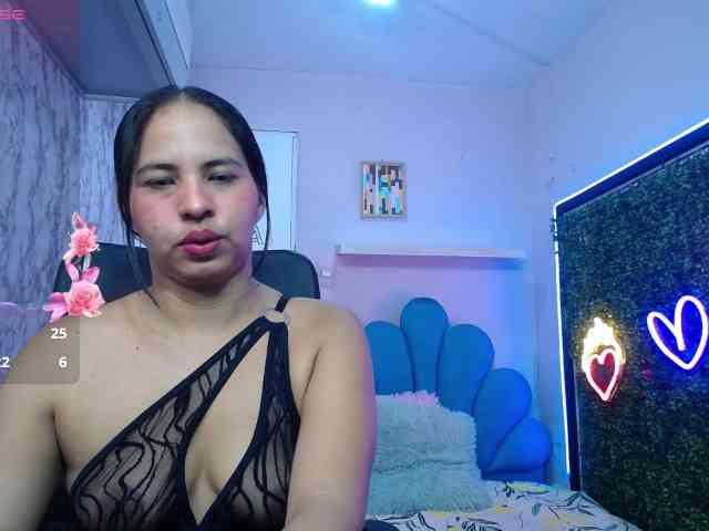 nicol-ross19 webcam