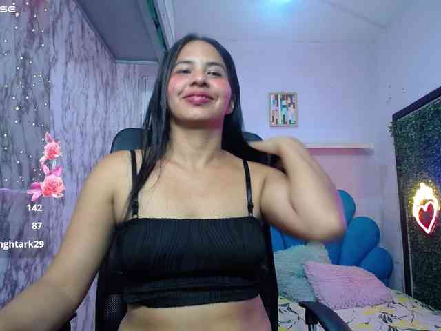 nicol-ross19 webcam