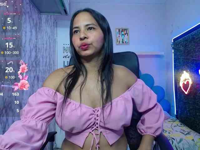 nicol-ross19 webcam