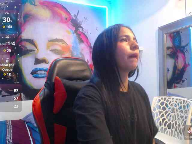 nicol-ross19 webcam