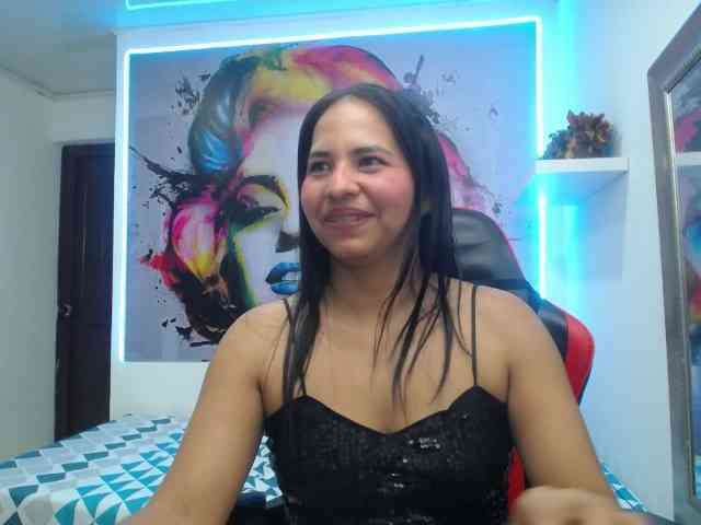 nicol-ross19 webcam