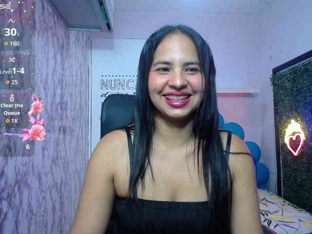 nicol-ross19 webcam
