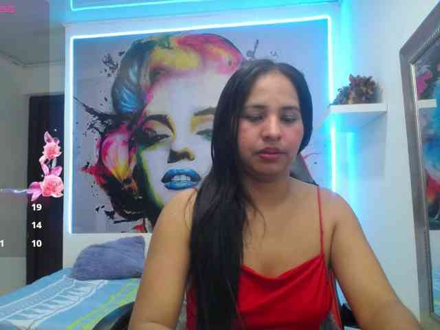 nicol-ross19 webcam