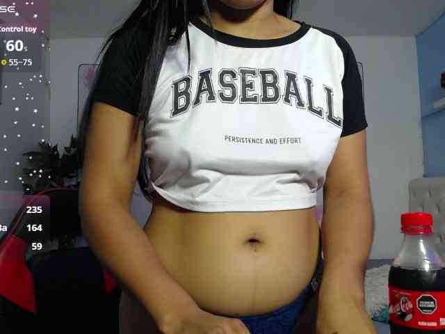 nicol-ross19 webcam