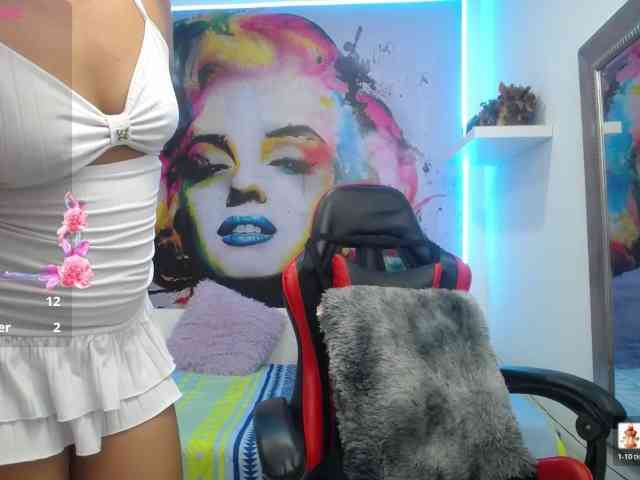 nicol-ross19 webcam