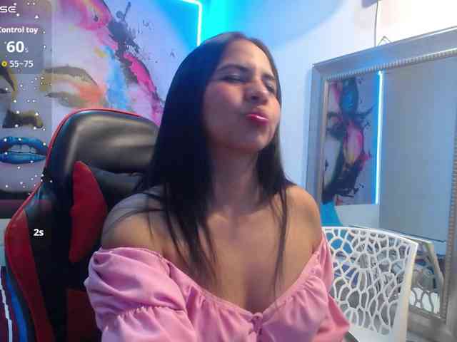 nicol-ross19 webcam