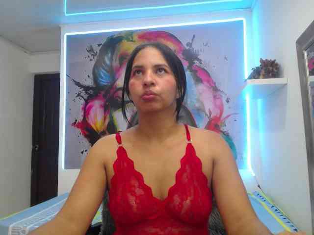 nicol-ross19 webcam