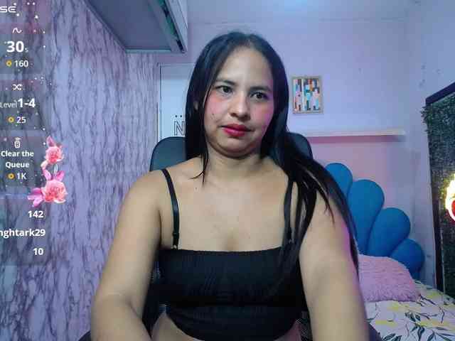 nicol-ross19 webcam